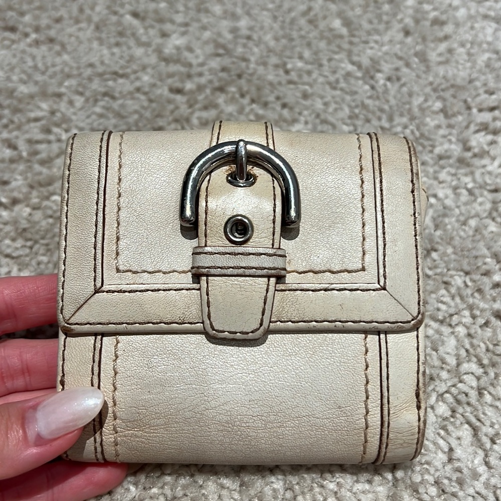 Coach Crème Bifold Wallet